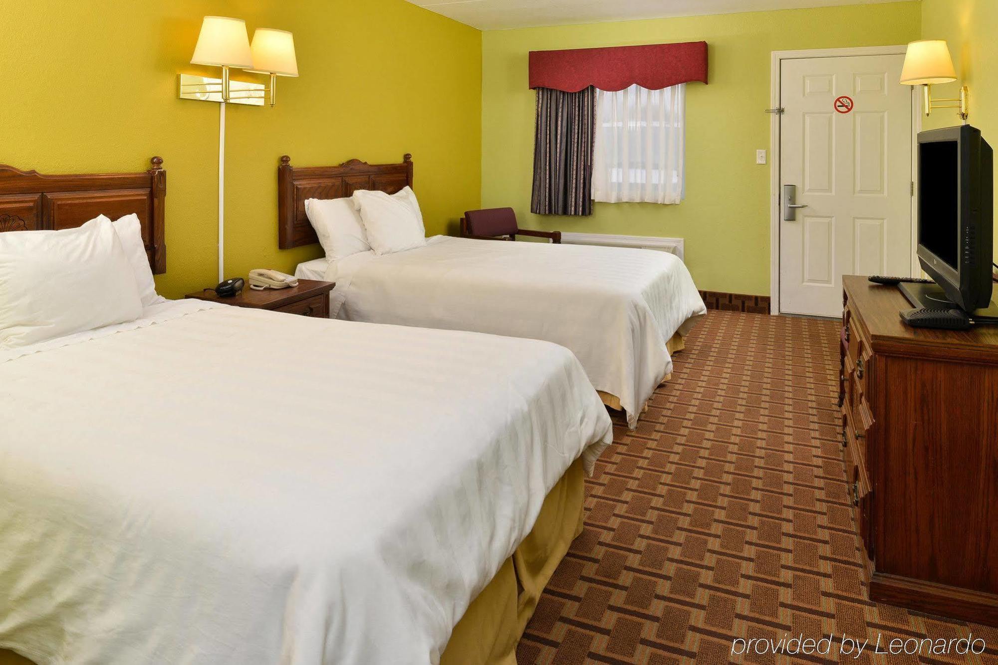 American Inn Princeton Экстерьер фото